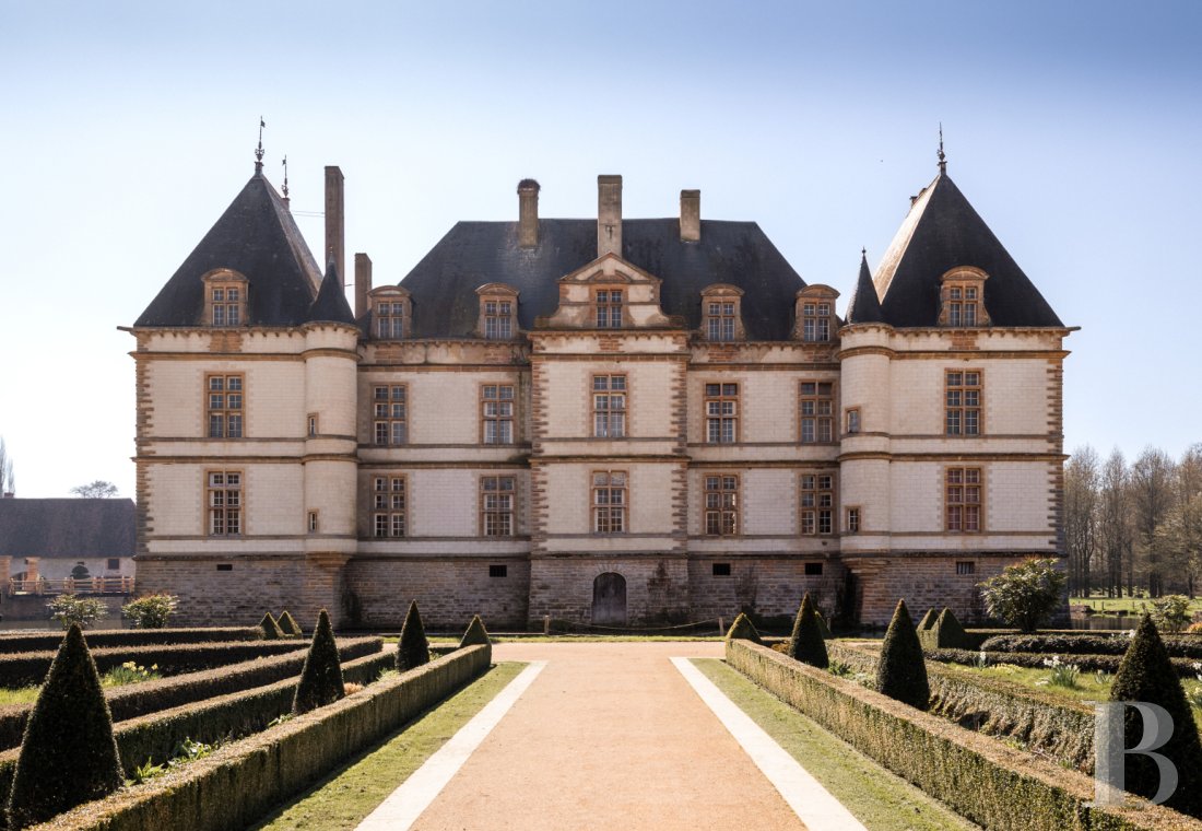 chateaux a vendre bourgogne   - 3