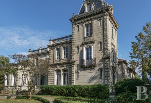 languedoc-roussillon - À Narbonne, fille aînée de Rome, une demeure de maître, sa maison d’amis et ses annexes dans un parc - un air de dolce vita
