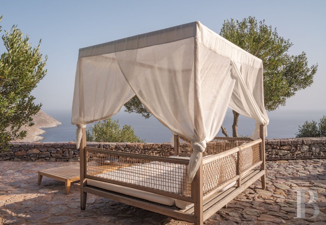 An old tower house transformed into an intimate hotel with expansive views of the Mani peninsula, to the south of the Peloponnese - photo  n°37