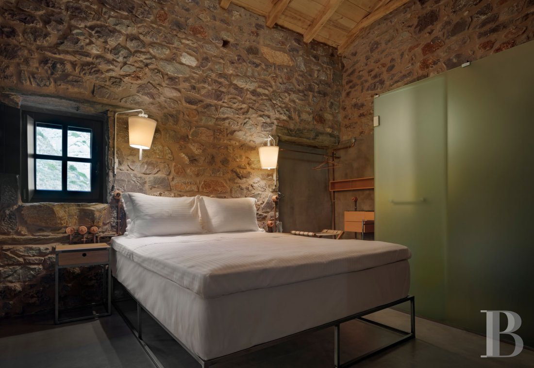 An old tower house transformed into an intimate hotel with expansive views of the Mani peninsula, to the south of the Peloponnese - photo  n°23