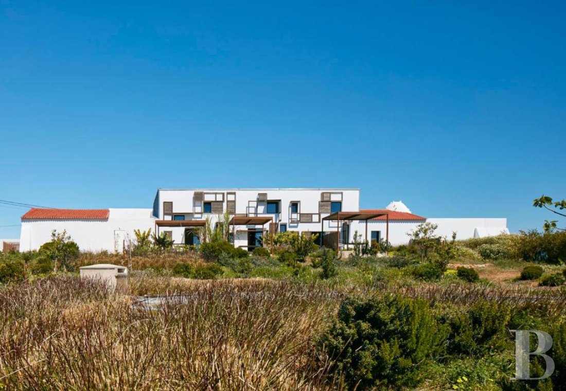 Au sud du Portugal, à proximité de la frontière espagnole, une propriété agricole transformée en lieu de villégiature - photo  n°43