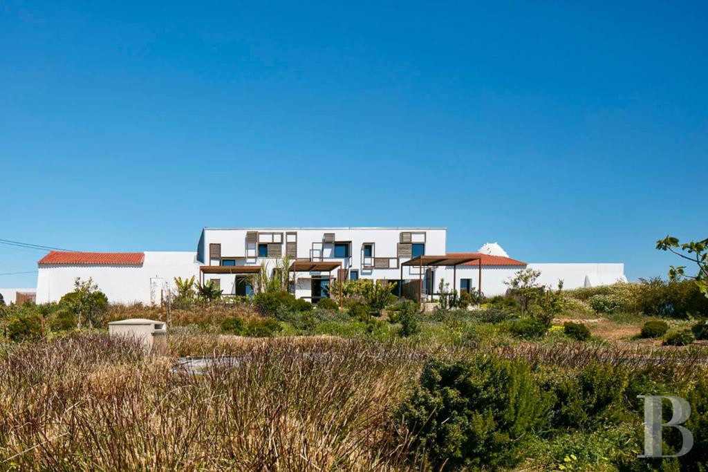 Au sud du Portugal, à proximité de la frontière espagnole, une propriété agricole transformée en lieu de villégiature - photo  n°43