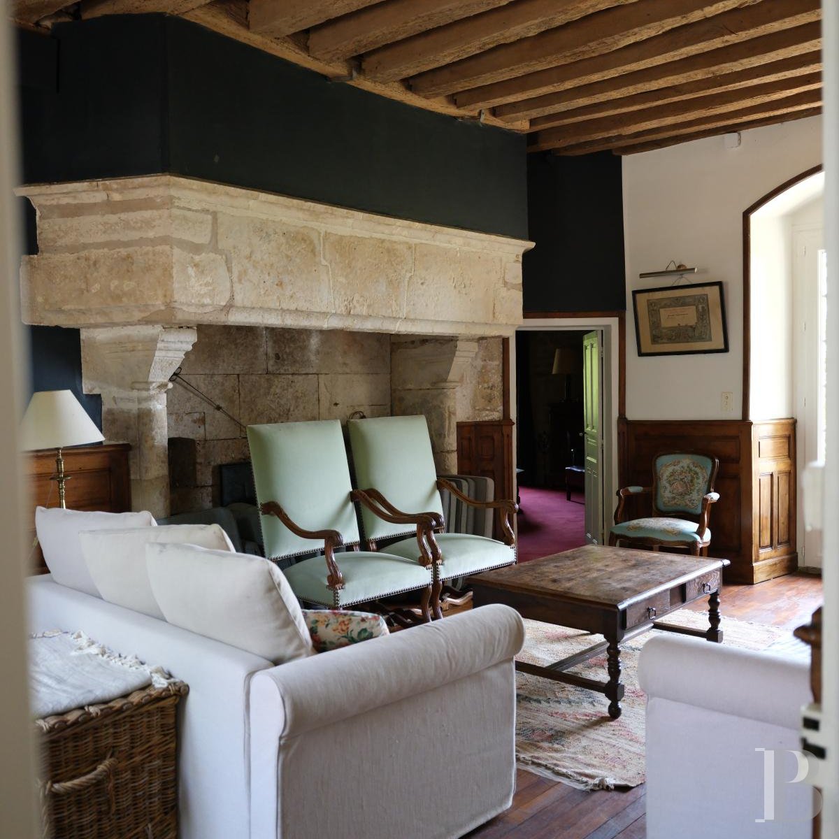 A 15th-century family chateau in the Auxois region of the Côte-d'Or - photo  n°10