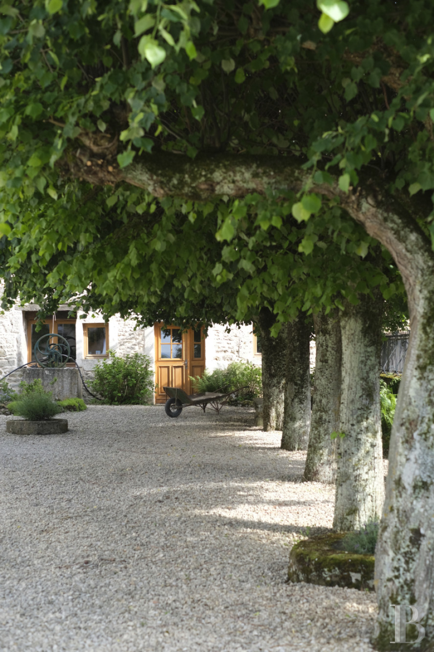 A 15th-century family chateau in the Auxois region of the Côte-d'Or - photo  n°30