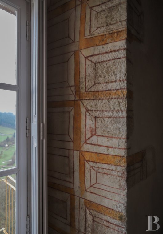 An 18th century chateau overlooking the entire valley in the Morvan, not farm from Bibracte - photo  n°19