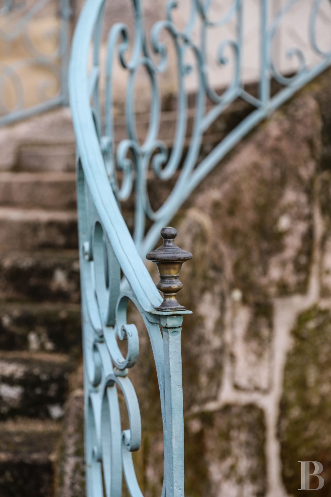 Dans le Morvan, non loin de Bibracte, un château du 18e siècle dominant toute la vallée - photo  n°11