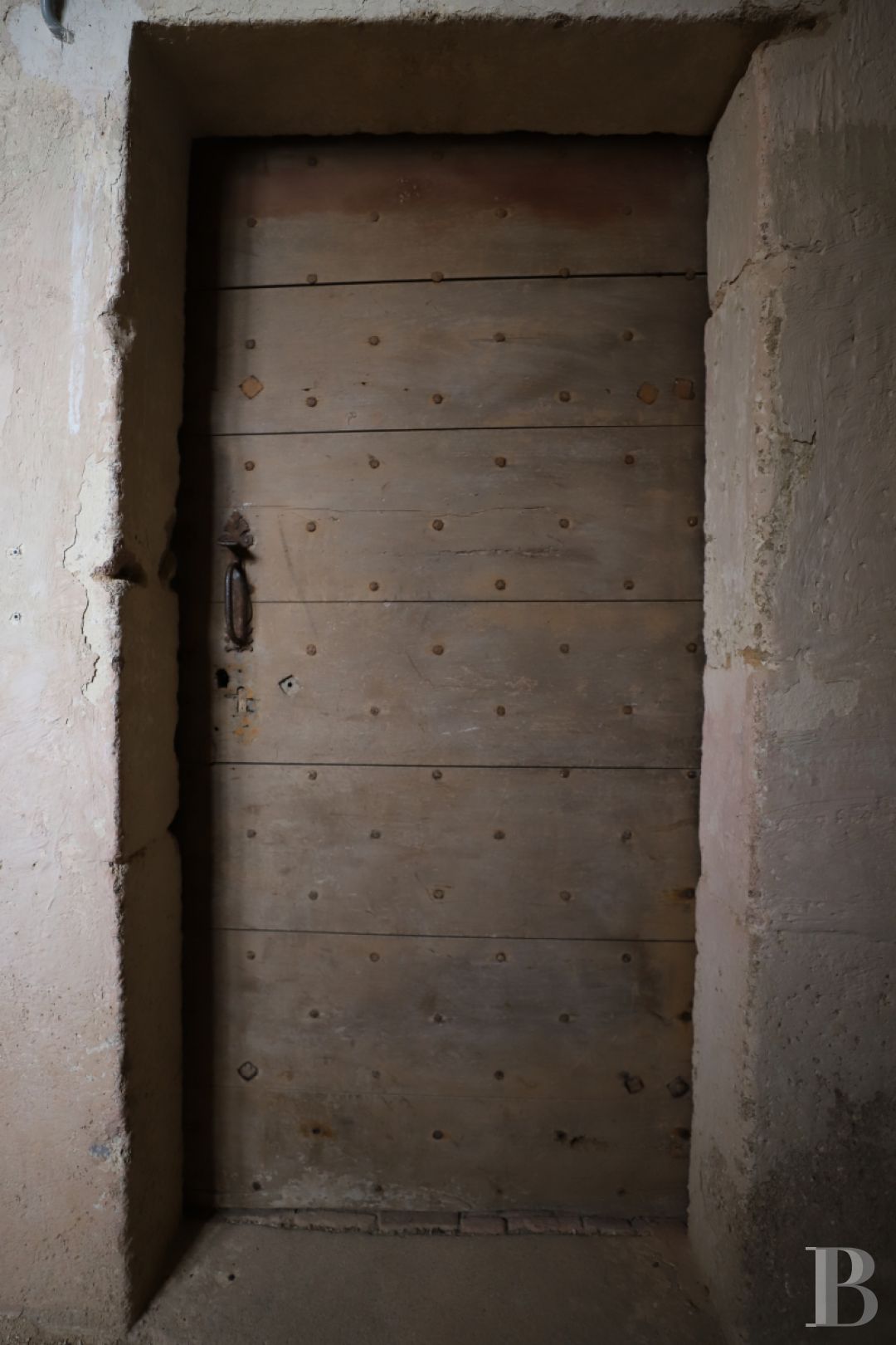 Dans le Morvan, non loin de Bibracte, un château du 18e siècle dominant toute la vallée - photo  n°36