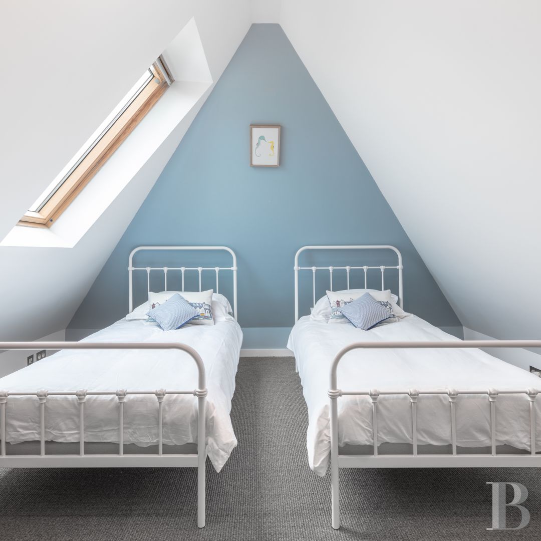 A former semaphore station overlooking the sea in Finistère, at the tip of Lervily - photo  n°14