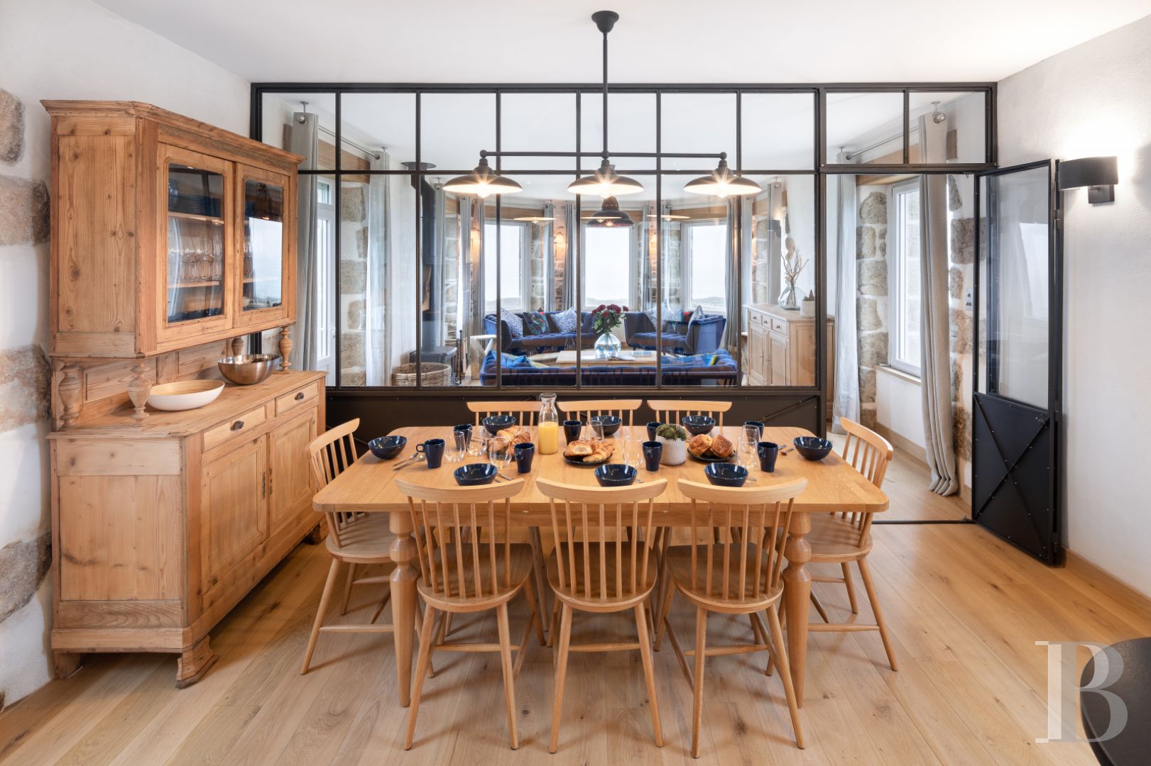A former semaphore station overlooking the sea in Finistère, at the tip of Lervily - photo  n°7