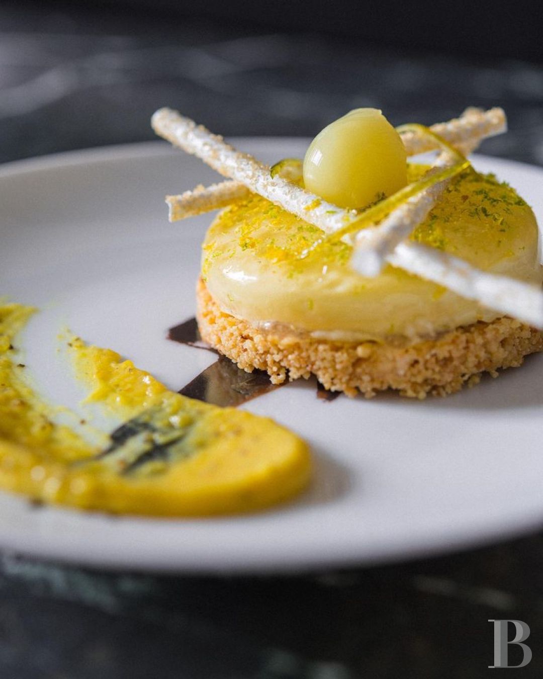 A large 18th century house reinvented by a Michelin-starred chef in Haute-Vienne, to the north-west of Limoges - photo  n°2 A large 18th century house reinvented by a Michelin-starred chef in Haute-Vienne, to the north-west of Limoges - photo  n°2