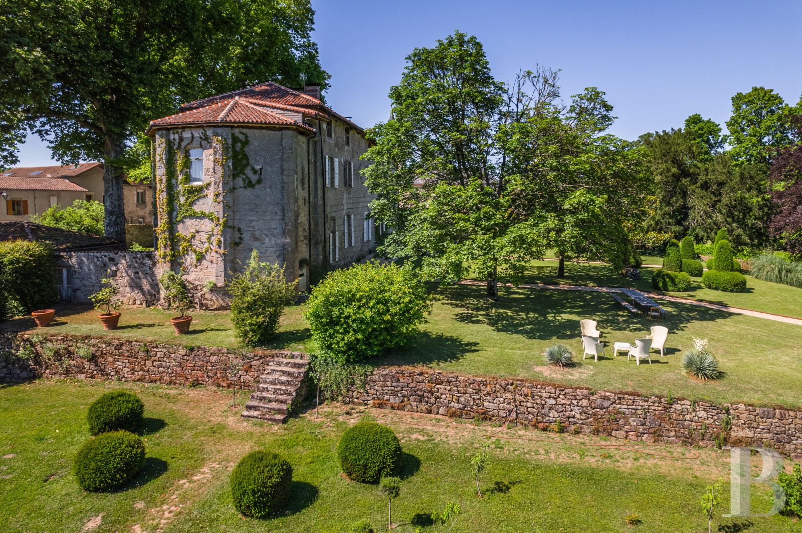 A large 18th century house reinvented by a Michelin-starred chef in Haute-Vienne, to the north-west of Limoges - photo  n°4