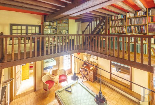 character properties France picardy   - 12
