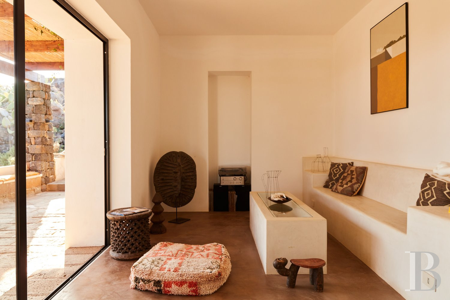 Sur l’île de Pantellaria, entre la Sicile et les côtes tunisiennes, un hameau de maisons traditionnelles en pierre de lave - photo  n°12