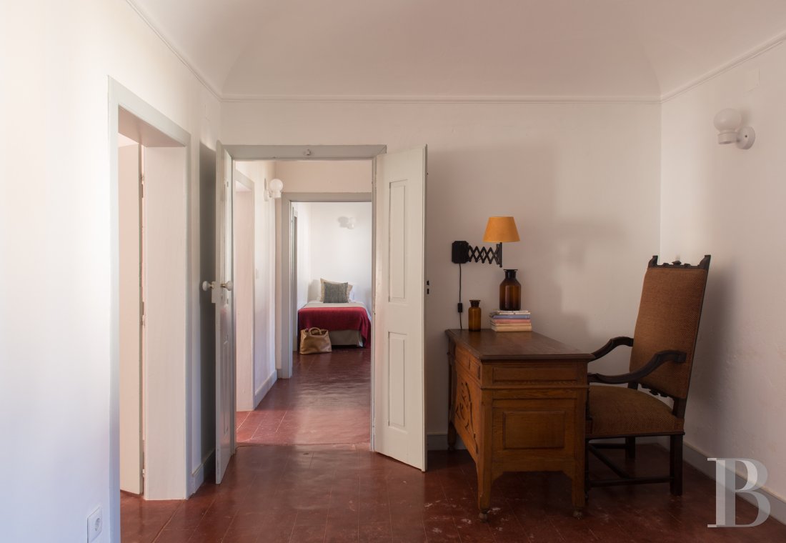 A group of traditional village houses in the heart of Alentejo, to the east of Lisbon - photo  n°17