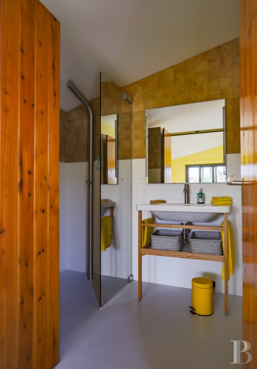 A former artist's studio with a Mediterranean garden in the Bay of Canoubiers, Saint-Tropez - photo  n°24
