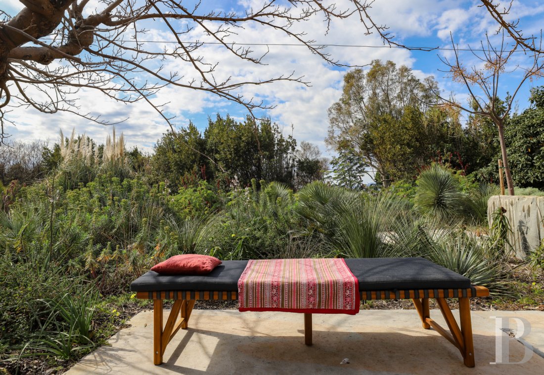 A former artist's studio with a Mediterranean garden in the Bay of Canoubiers, Saint-Tropez - photo  n°30