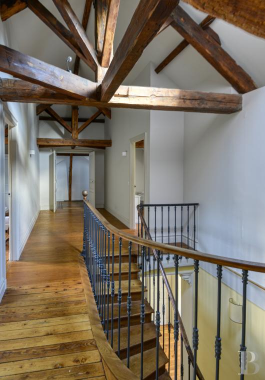 mansion houses for sale France pays de loire   - 13