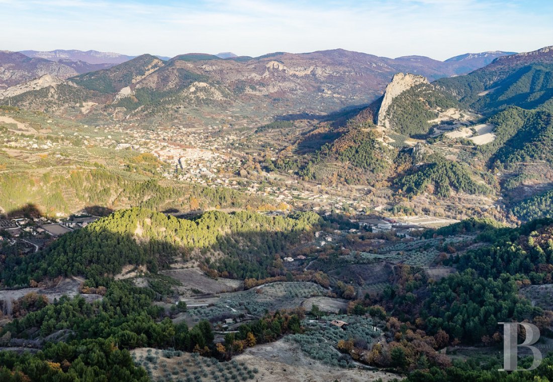 A renovated hamlet with an abundance of nature and a view of Mont Ventoux, to the south of Vaison-la-Romaine - photo  n°38