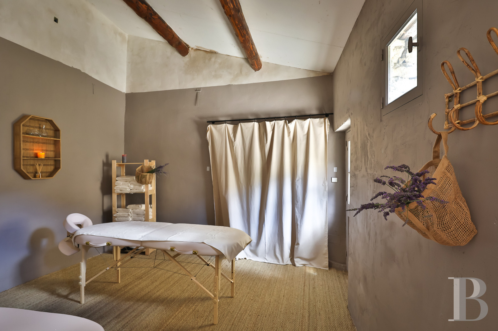 Au sud de Vaison-la-Romaine, face au mont Ventoux, un hameau rénové en pleine nature - photo  n°24