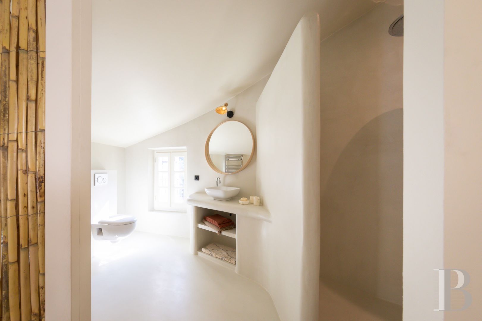 Au sud de Vaison-la-Romaine, face au mont Ventoux, un hameau rénové en pleine nature - photo  n°17