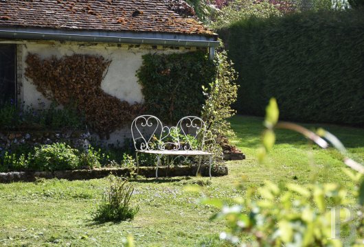 vieilles maisons francaises bourgogne   - 13