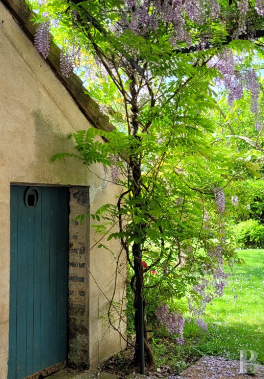 vieilles maisons francaises bourgogne   - 12