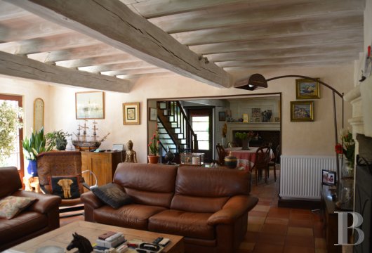 character properties France aquitaine   - 9