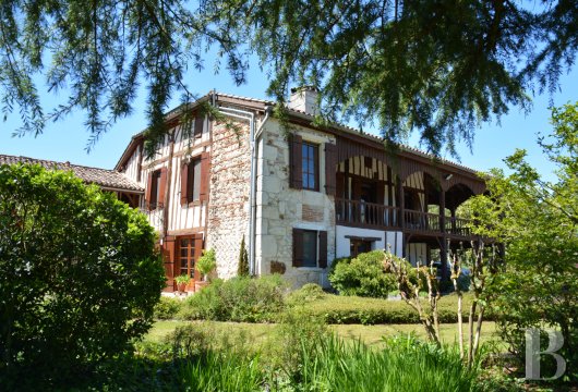 character properties France aquitaine   - 5