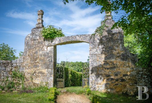 chateaux a vendre aquitaine   - 37