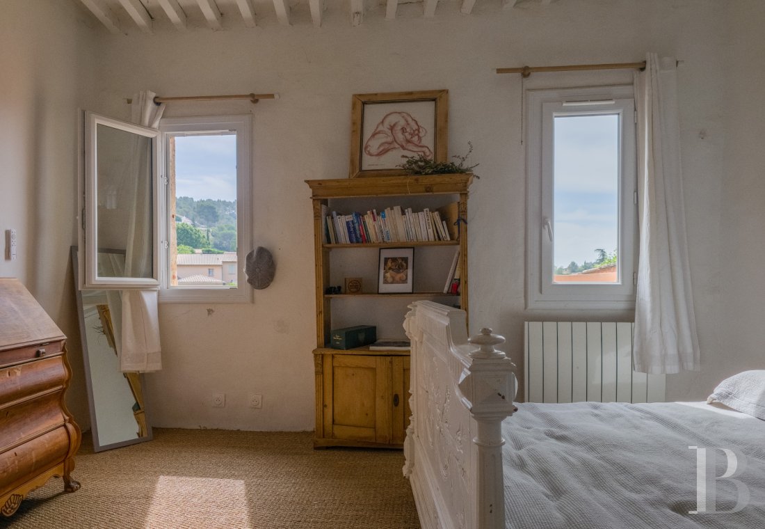 A house in the heart of the village of Cotignac, in the Var  - photo  n°9