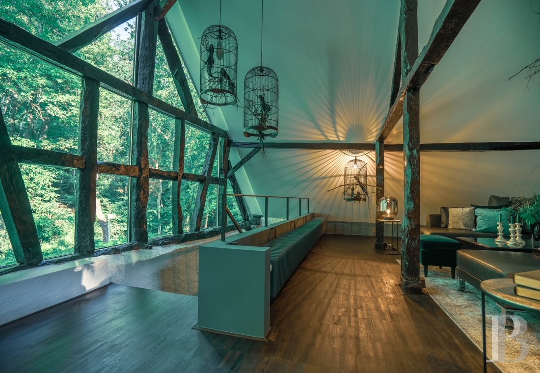 En Rhénanie-Palatinat, dans la région de l’Eifel, un ancien moulin du 15e siècle en pleine nature rénové dans un esprit contemporain - photo  n°5
