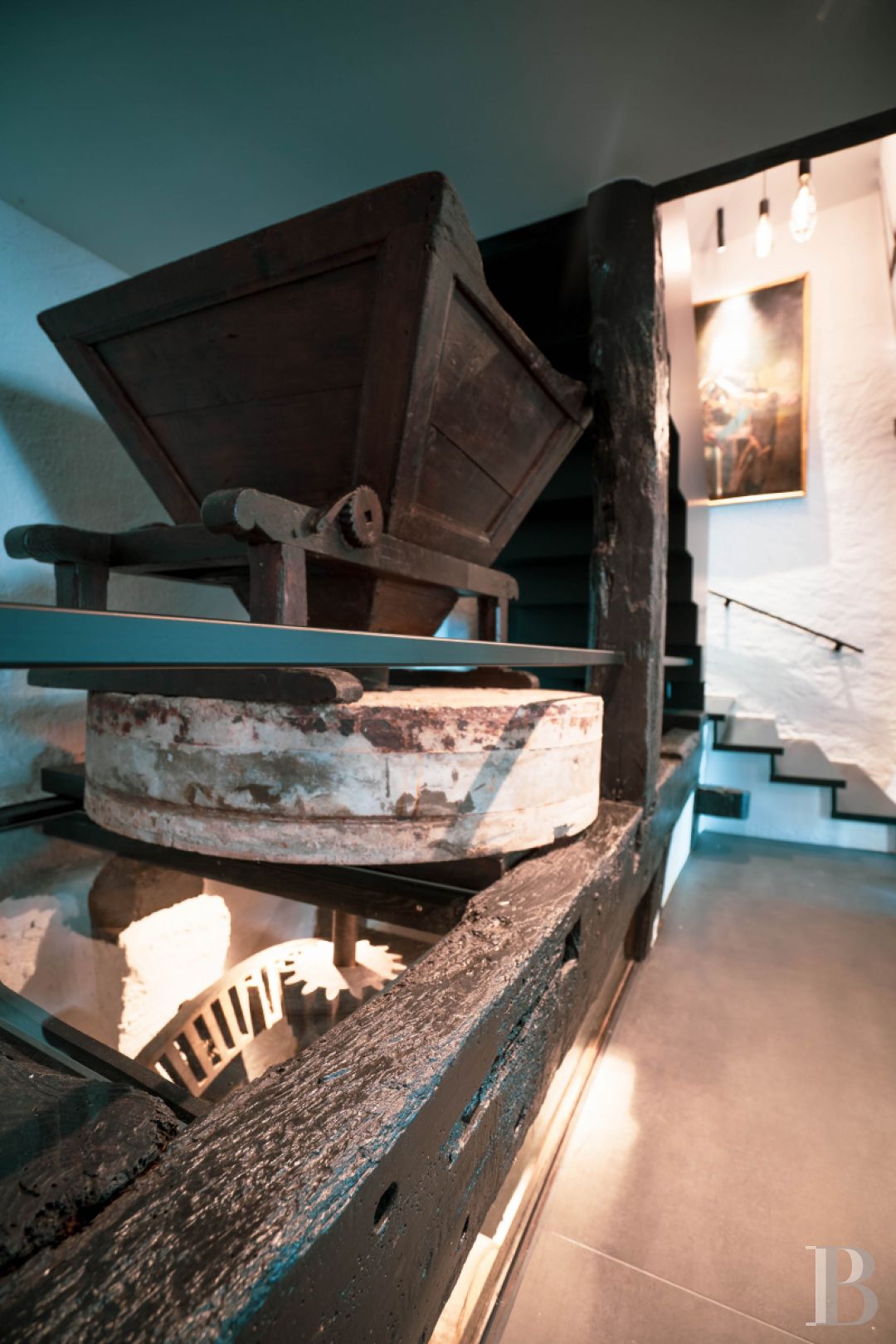 En Rhénanie-Palatinat, dans la région de l’Eifel, un ancien moulin du 15e siècle en pleine nature rénové dans un esprit contemporain - photo  n°6