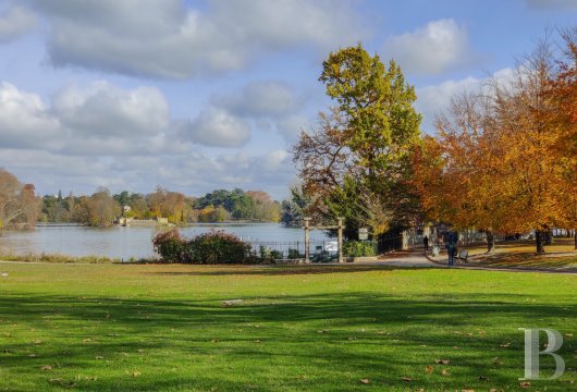A prestigious flat on the piano nobile of a townhouse  on the left bank of the Rhône, in the 6th arrondissement of Lyon 