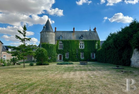 ile-de-france - À 1 h 30 de Paris, un château d’origine médiévale,  fondé au début de la Renaissance et son parc boisé