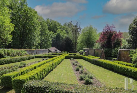 character properties France picardy   - 17