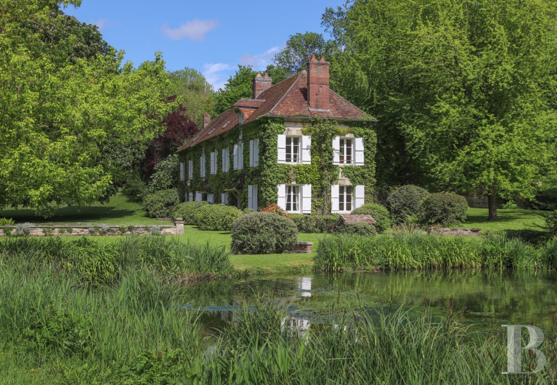 Character houses for sale - picardy - A 17th-century, former water mill and its eight-hectare  estate, nestled between woods and meadows, in the Vexin region