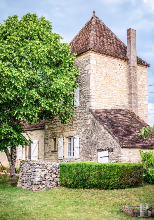 A medieval complex typical of the Lot department, north of Quercy, between Souillac and Cahors - photo  n°45