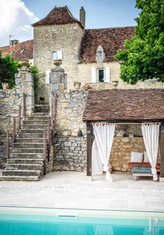 A medieval complex typical of the Lot department, north of Quercy, between Souillac and Cahors - photo  n°16