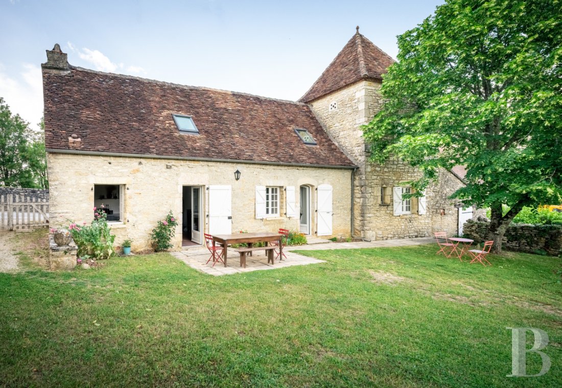 A medieval complex typical of the Lot department, north of Quercy, between Souillac and Cahors - photo  n°27