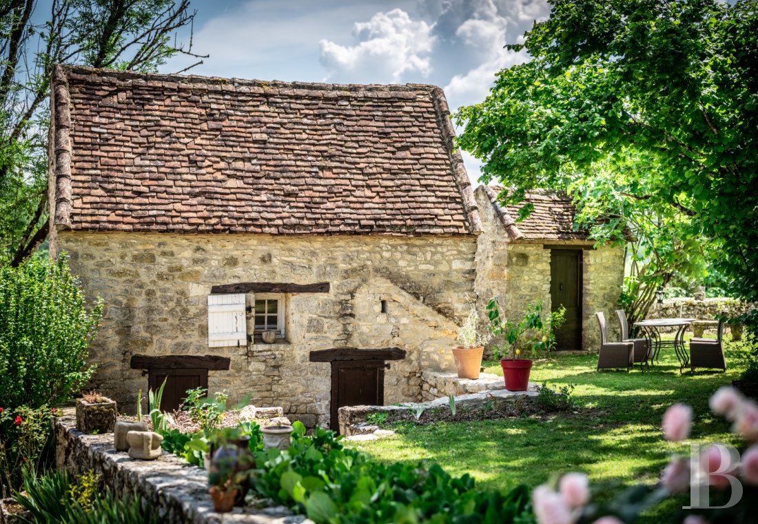 A medieval complex typical of the Lot department, north of Quercy, between Souillac and Cahors - photo  n°18
