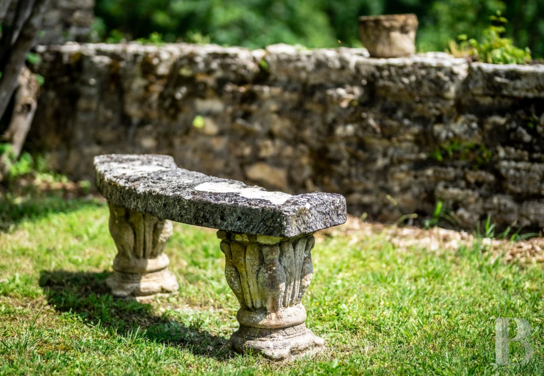 A medieval complex typical of the Lot department, north of Quercy, between Souillac and Cahors - photo  n°20