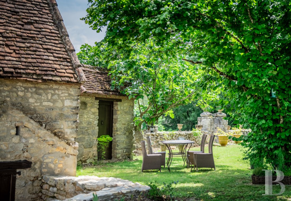 A medieval complex typical of the Lot department, north of Quercy, between Souillac and Cahors - photo  n°19