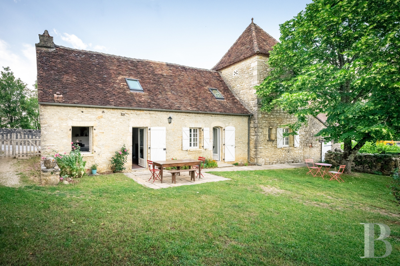 A medieval complex typical of the Lot department, north of Quercy, between Souillac and Cahors - photo  n°27