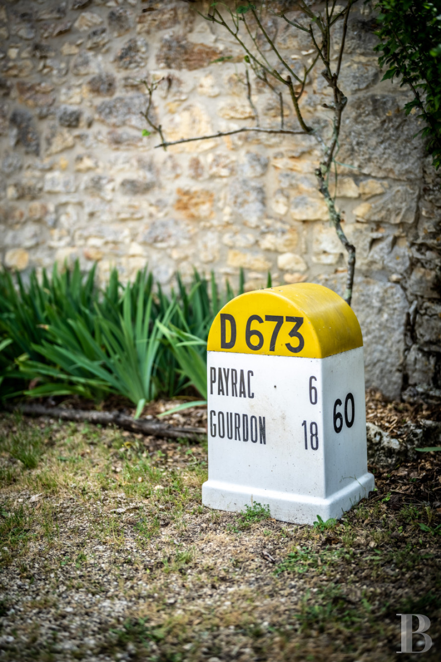 A medieval complex typical of the Lot department, north of Quercy, between Souillac and Cahors - photo  n°17