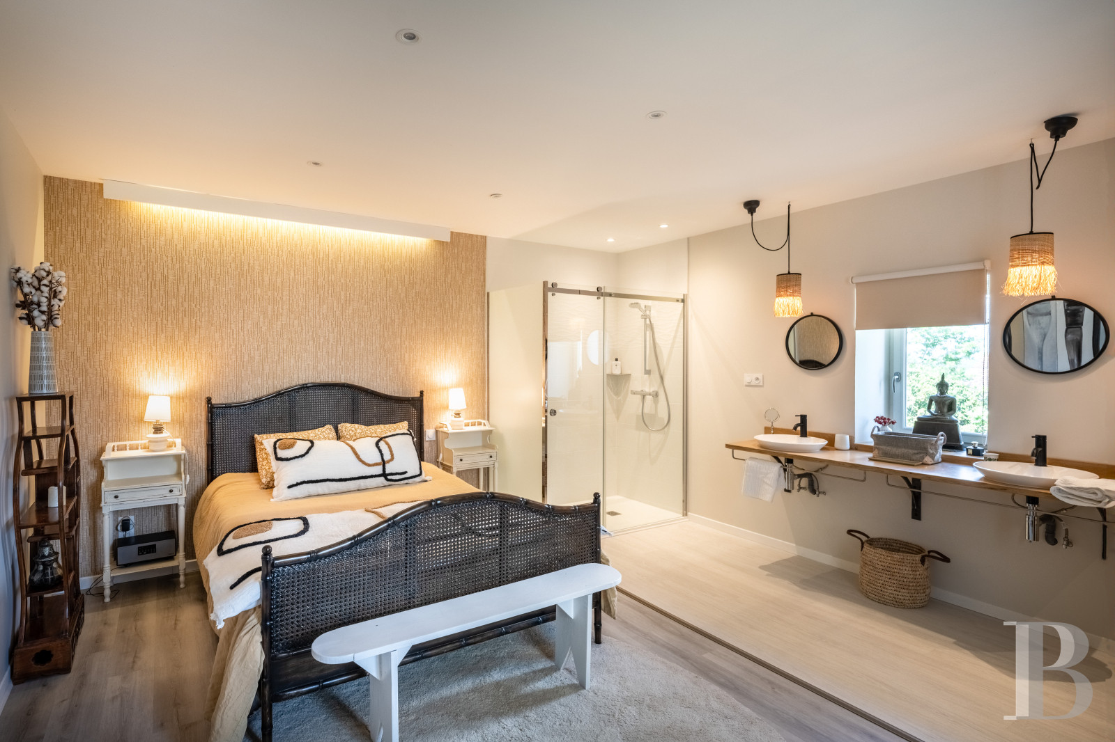 A medieval complex typical of the Lot department, north of Quercy, between Souillac and Cahors - photo  n°10