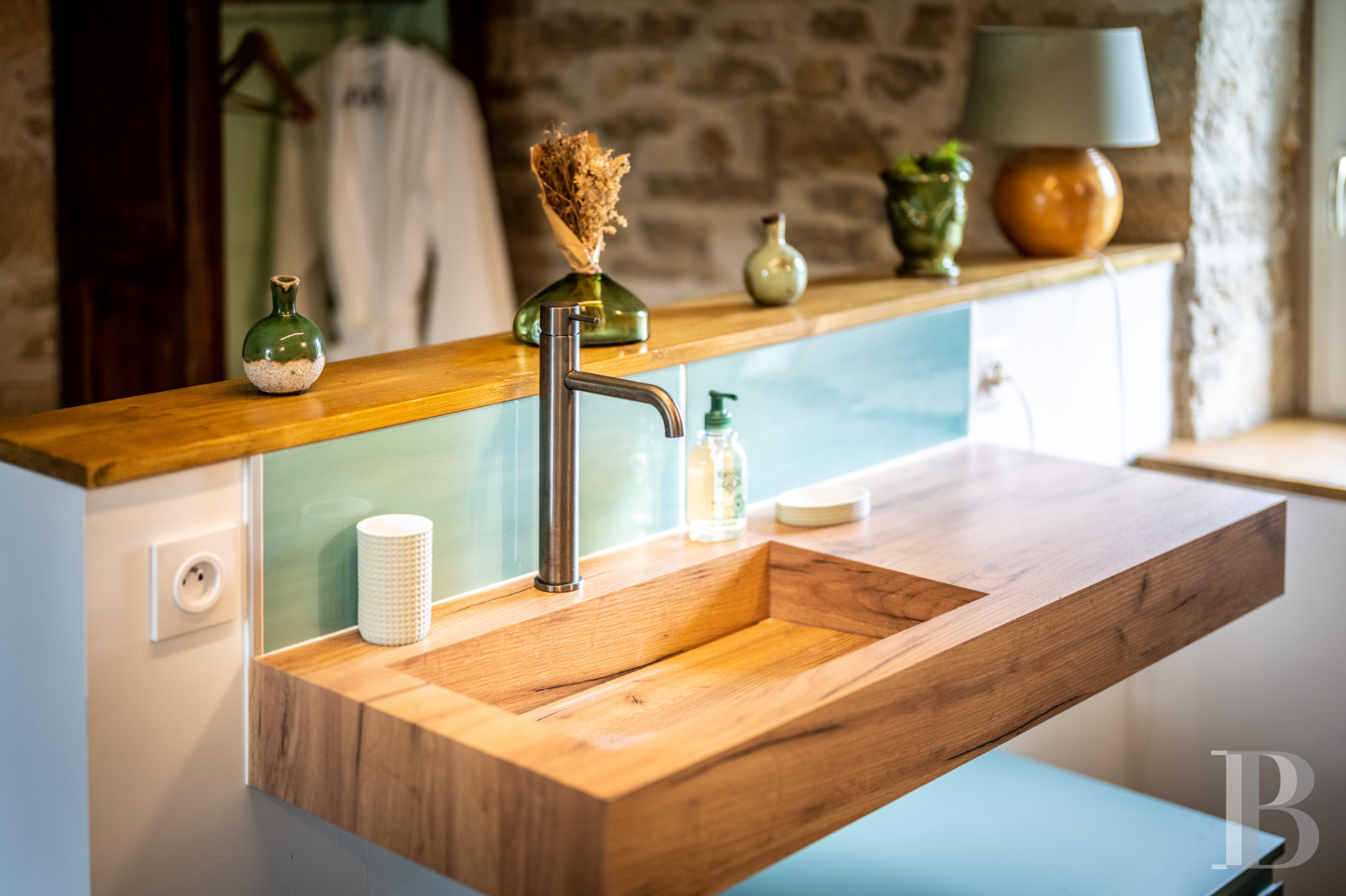 A medieval complex typical of the Lot department, north of Quercy, between Souillac and Cahors - photo  n°11