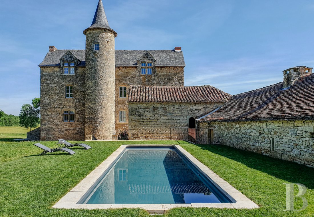 A well preserved and fully restored family chateau in Castanet, Tarn-et-Garonne - photo  n°1