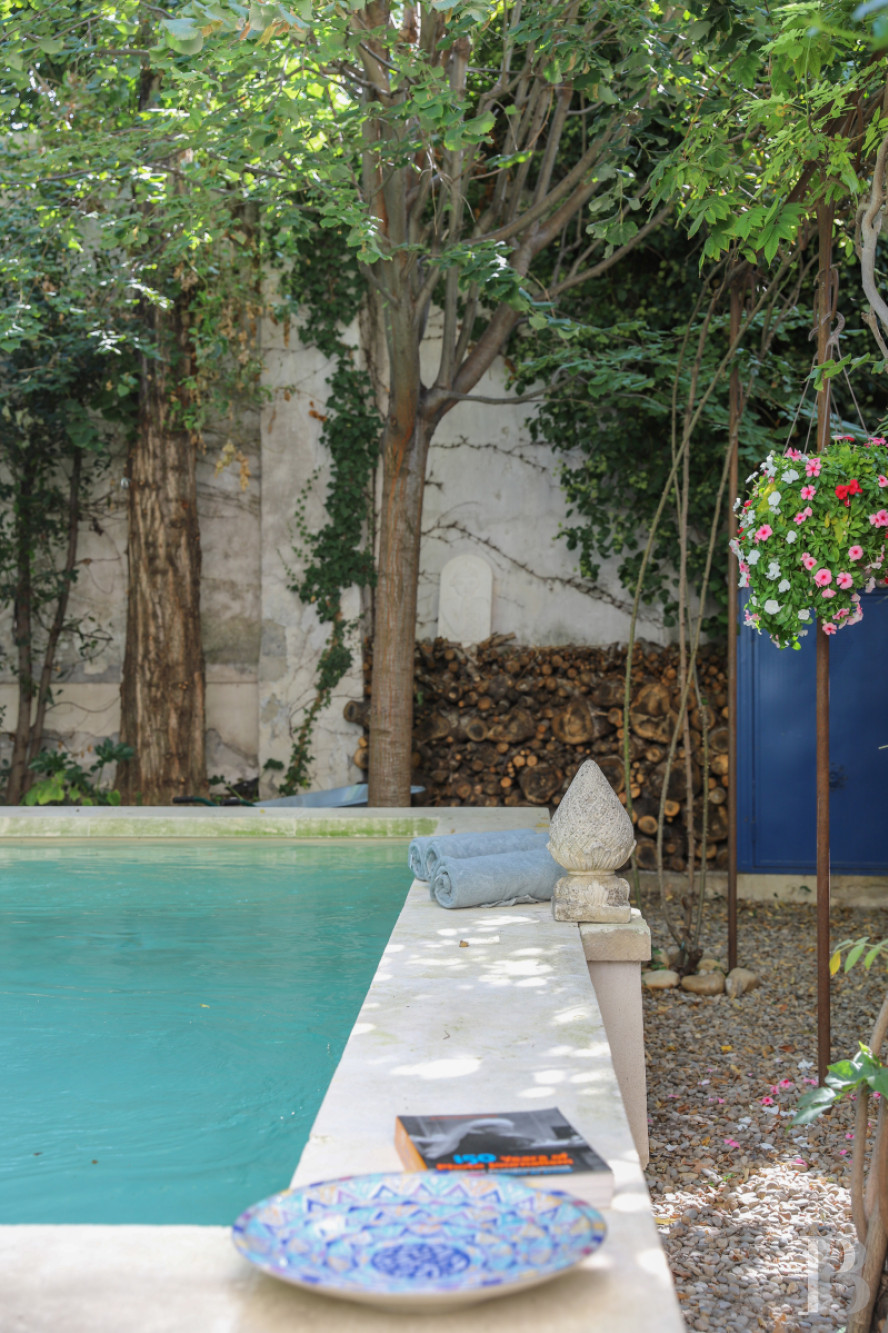 Dans le centre d’Avignon, deux maisons de ville et leurs trois jardins - photo  n°3