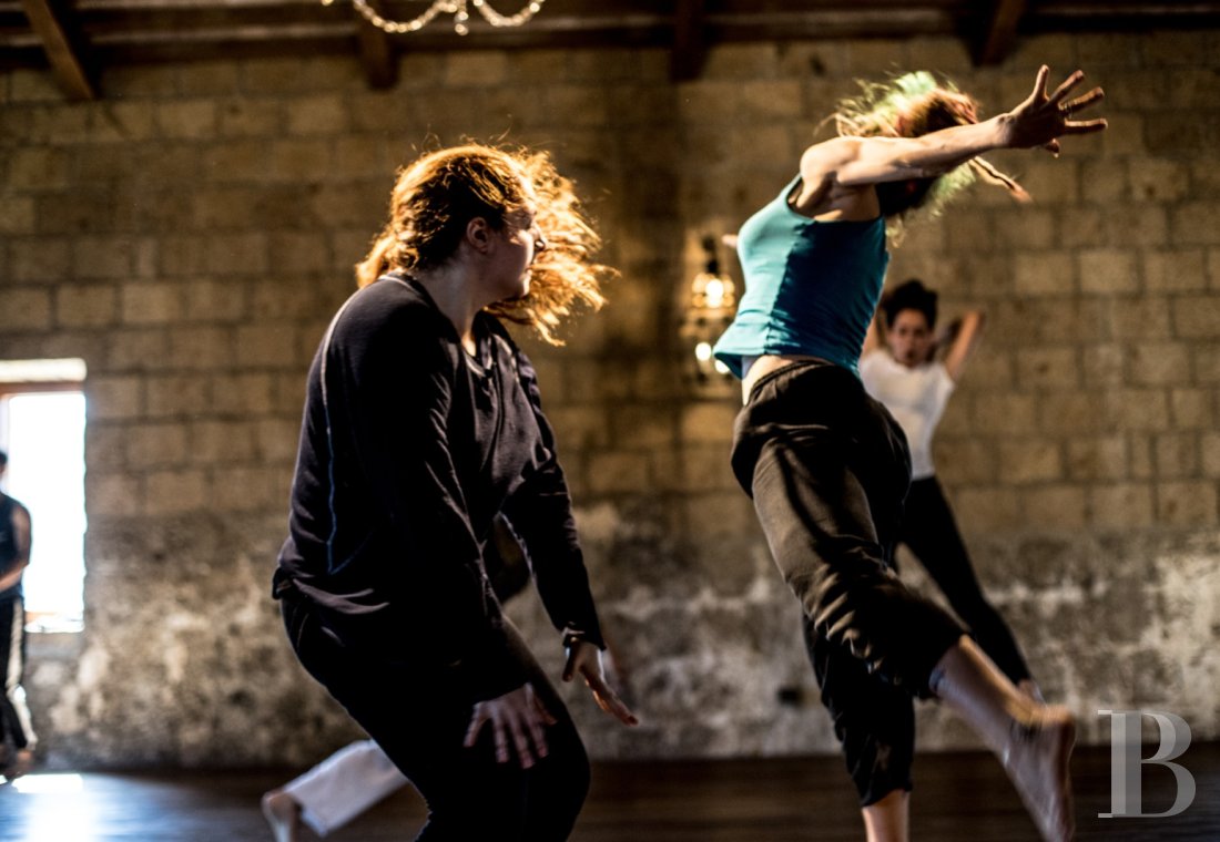 A former Cistercian abbey restored at the turn of the century, south of Tuscany in the province of Viterbo in Italy - photo  n°8
