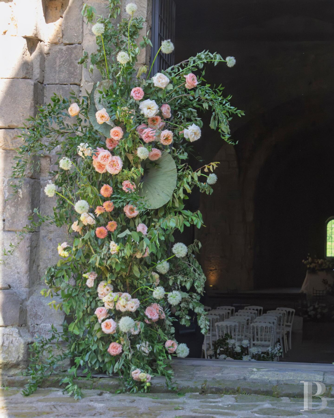 En Italie, au sud de Tuscania dans la province de Viterbe, une ancienne abbaye cistercienne réhabilitée au tournant du siècle - photo  n°19